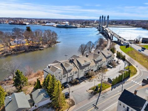 19 Bridge Street Kittery ME 03904