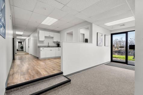 19 Bridge Street Kittery ME 03904