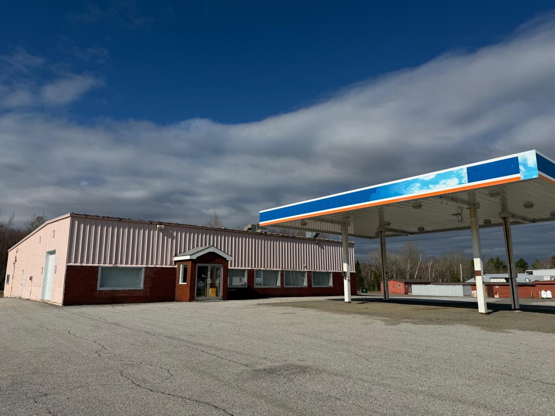 953 Central Street Millinocket ME 04462