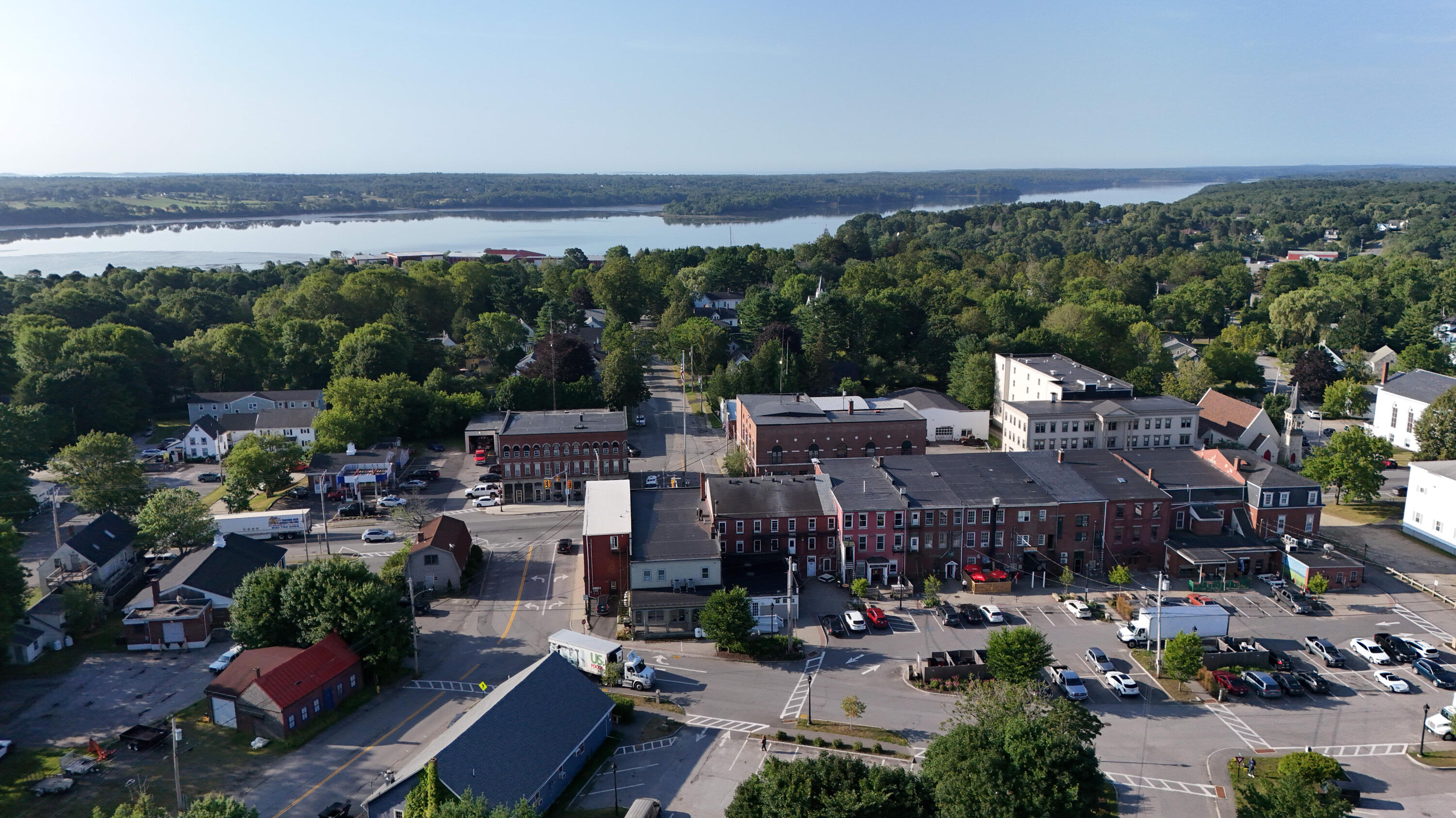 191-193 Main Street Thomaston ME 04861