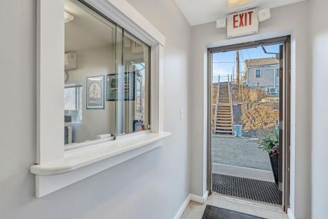 771 Main Street Rockland ME 04841