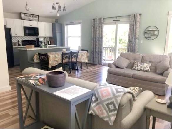 8 South Street Ellsworth ME 04605