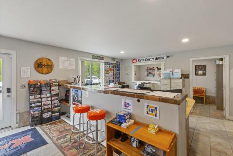 43 Augusta Road Washington ME 04574