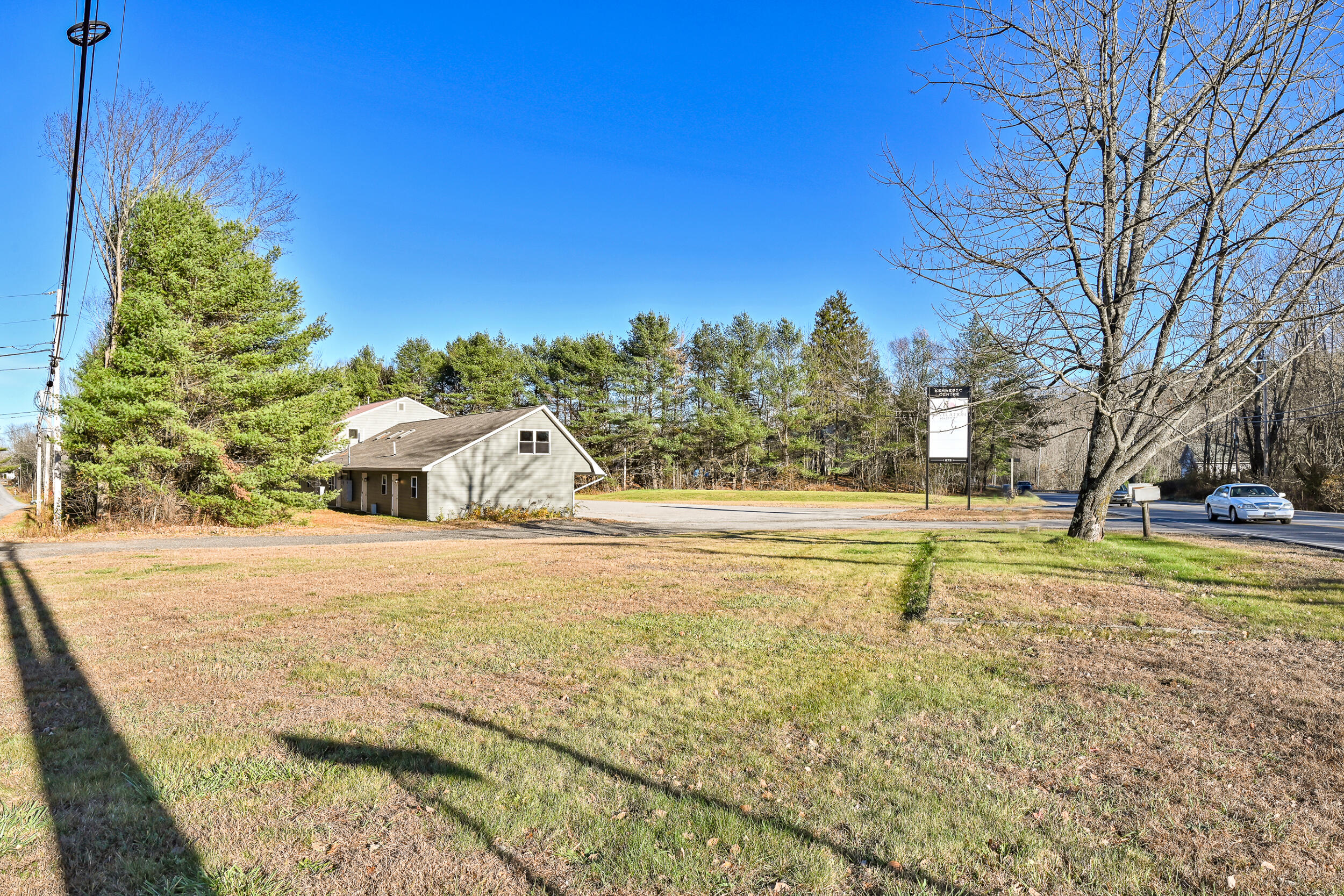 675 Western Avenue Manchester ME 04351