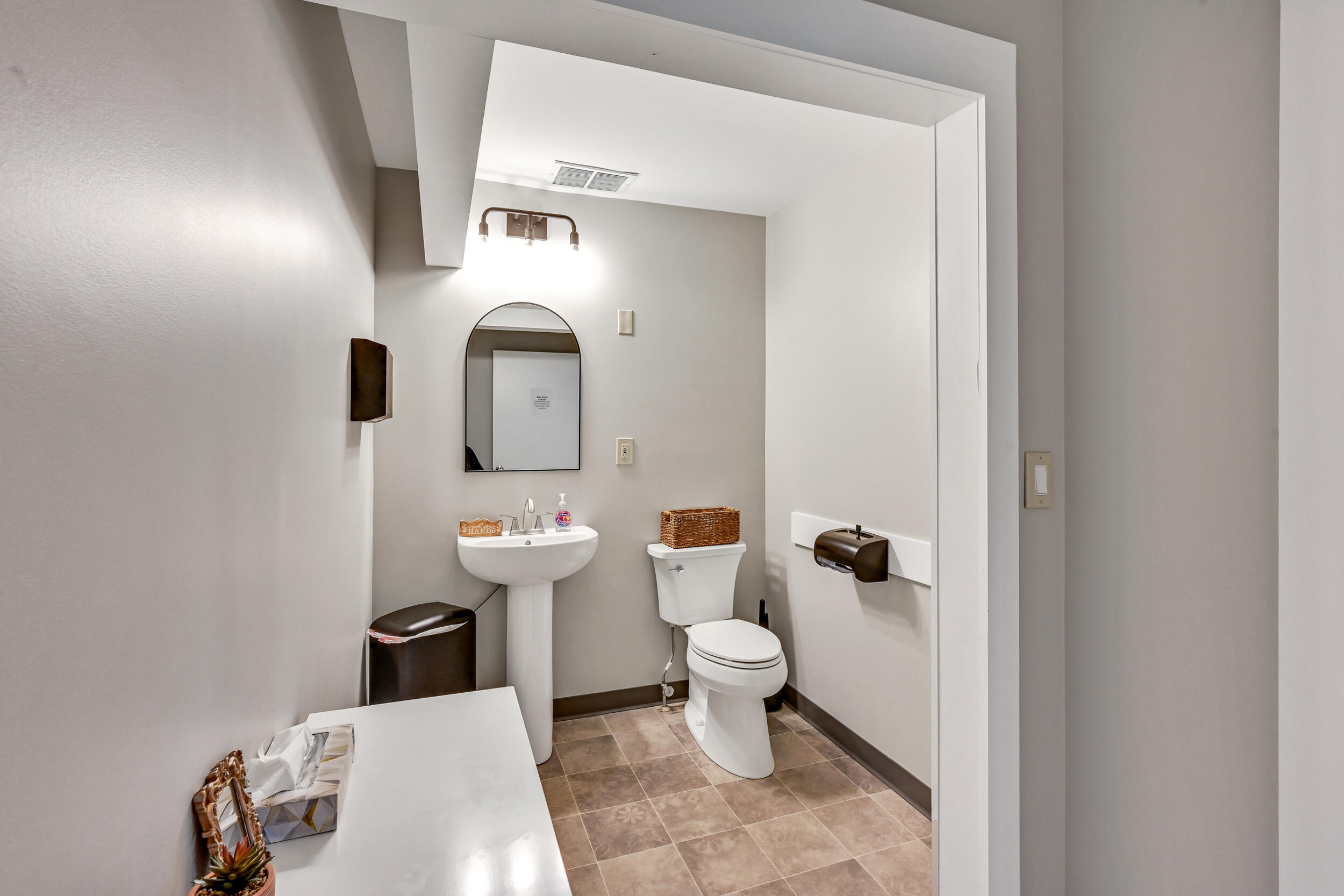 675 Western Avenue Manchester ME 04351