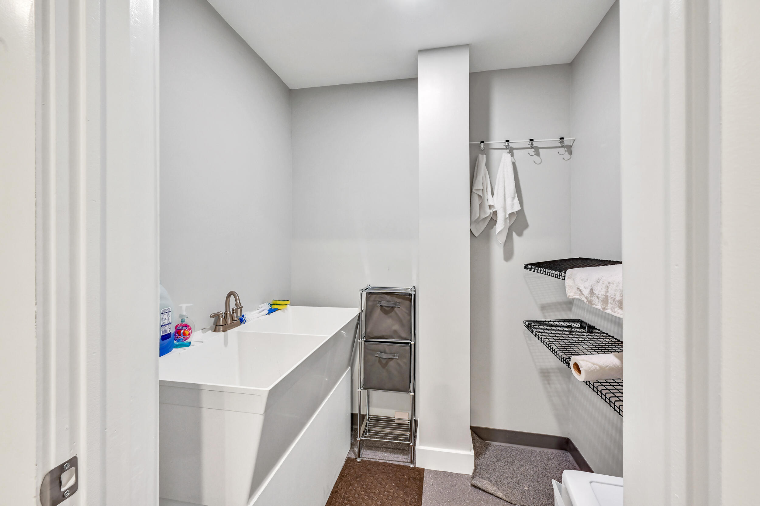 675 Western Avenue Manchester ME 04351