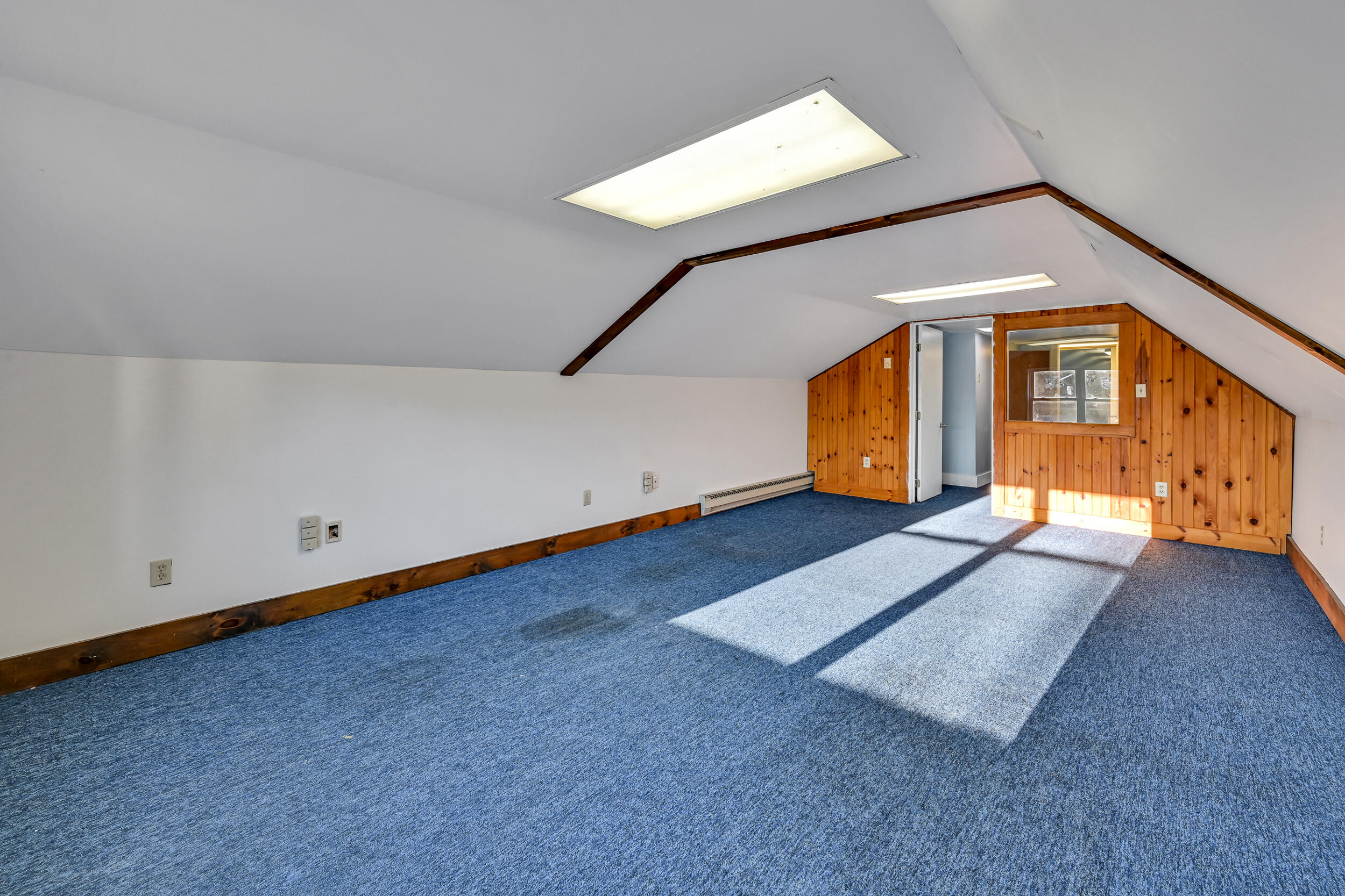 675 Western Avenue Manchester ME 04351