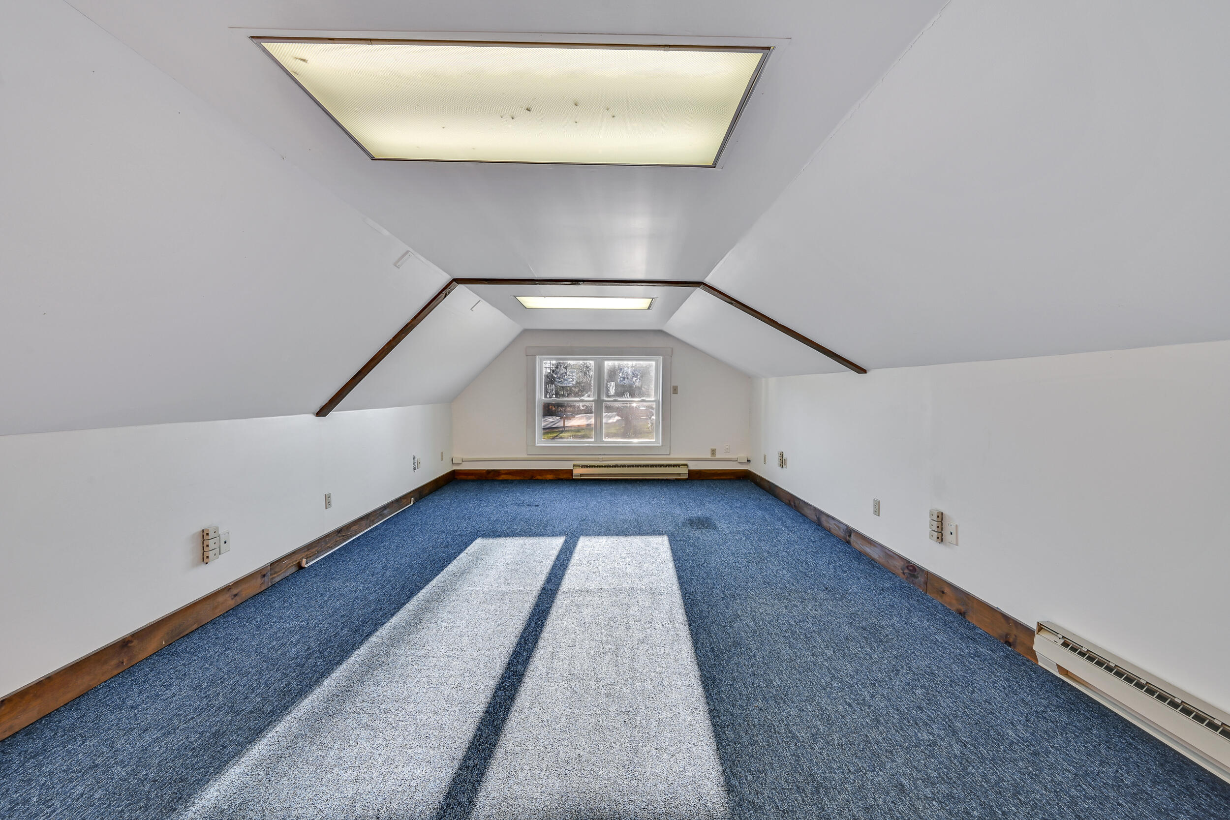 675 Western Avenue Manchester ME 04351