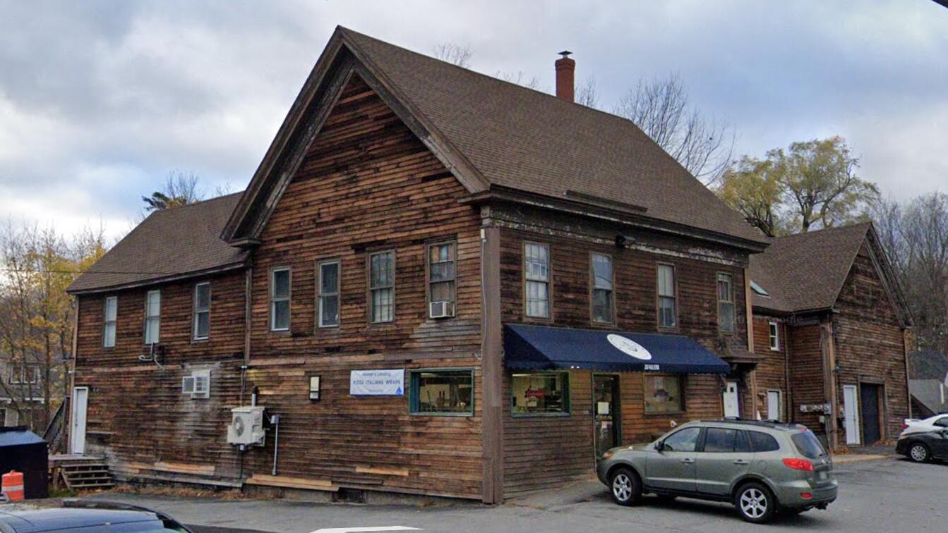 Standish ME, 2 Chadbourne Road