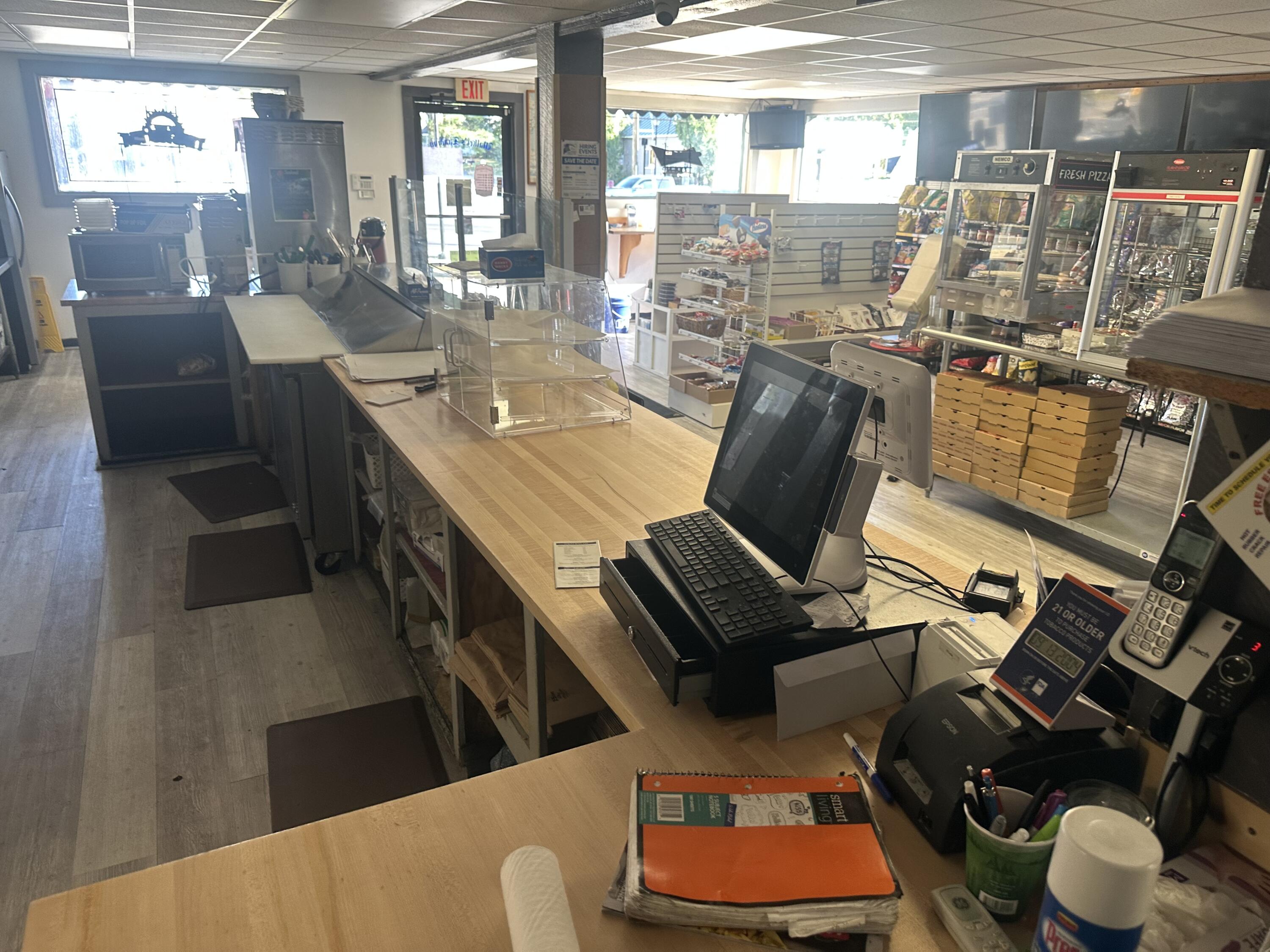 2 Chadbourne Road Standish ME 04084