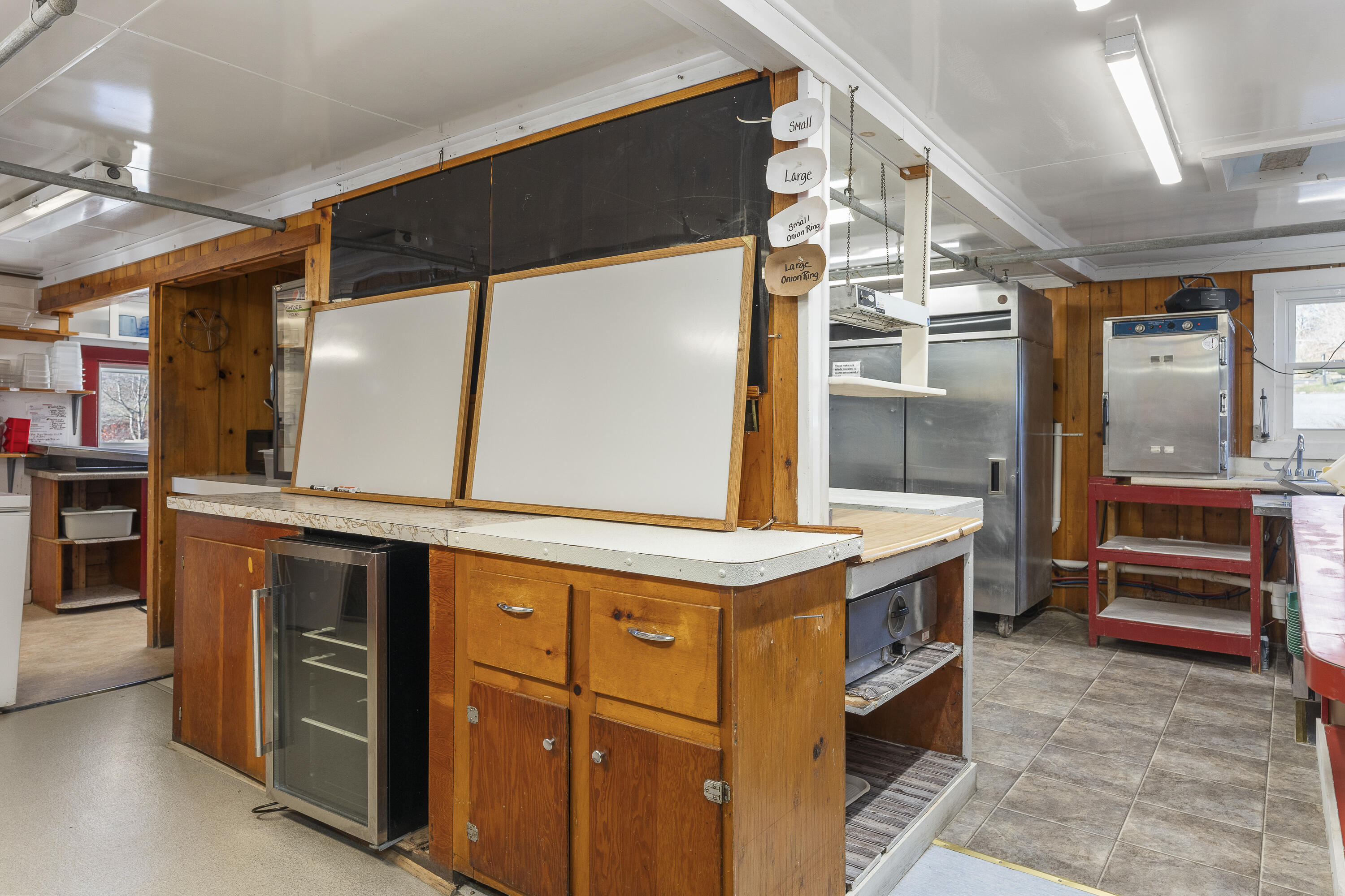 127,129,81 131, 132 State Route 32 Bristol ME 04554