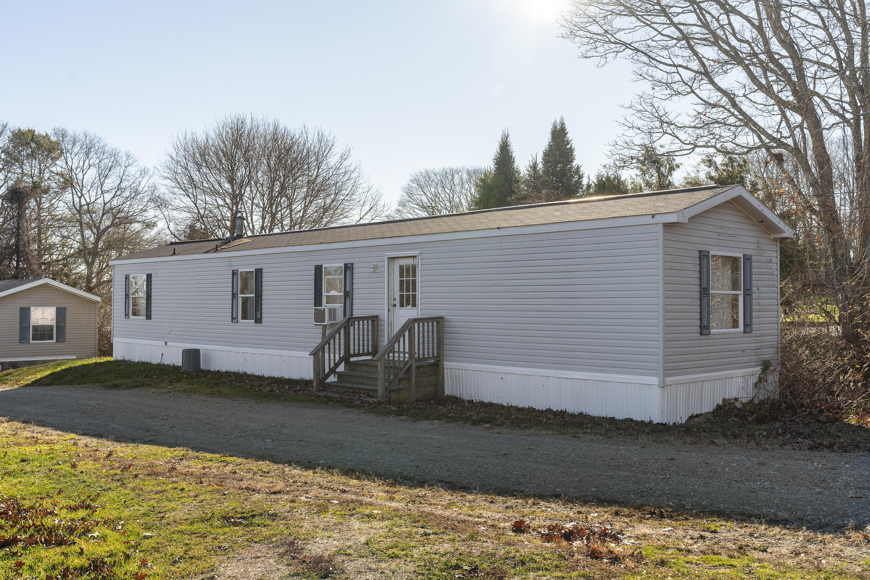 127,129,81 131, 132 State Route 32 Bristol ME 04554