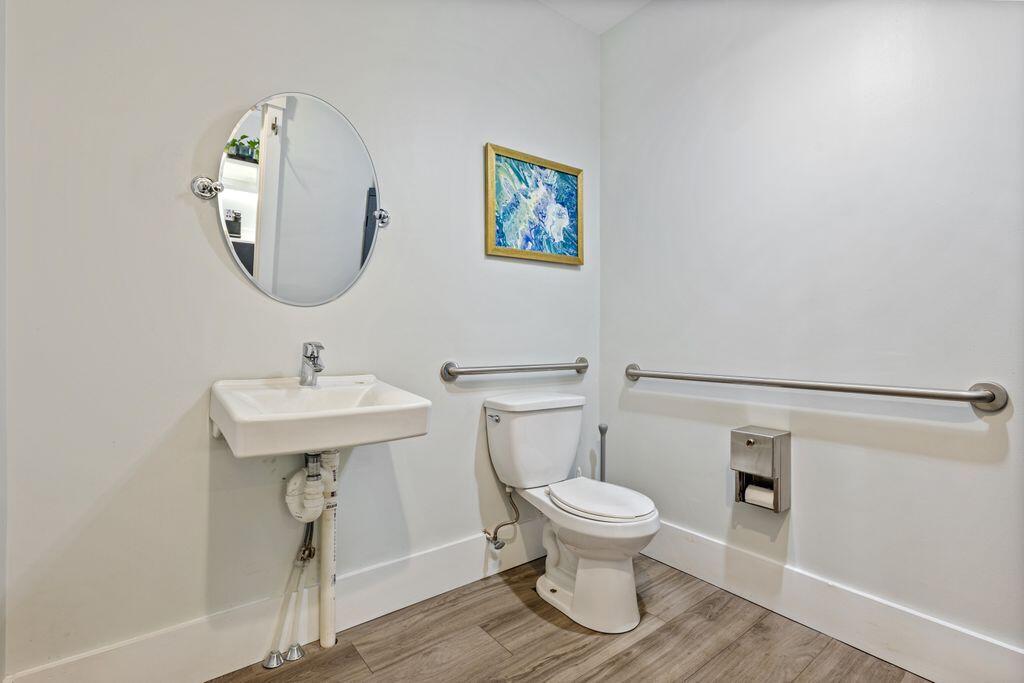 4 Townsend Avenue Boothbay Harbor ME 04538