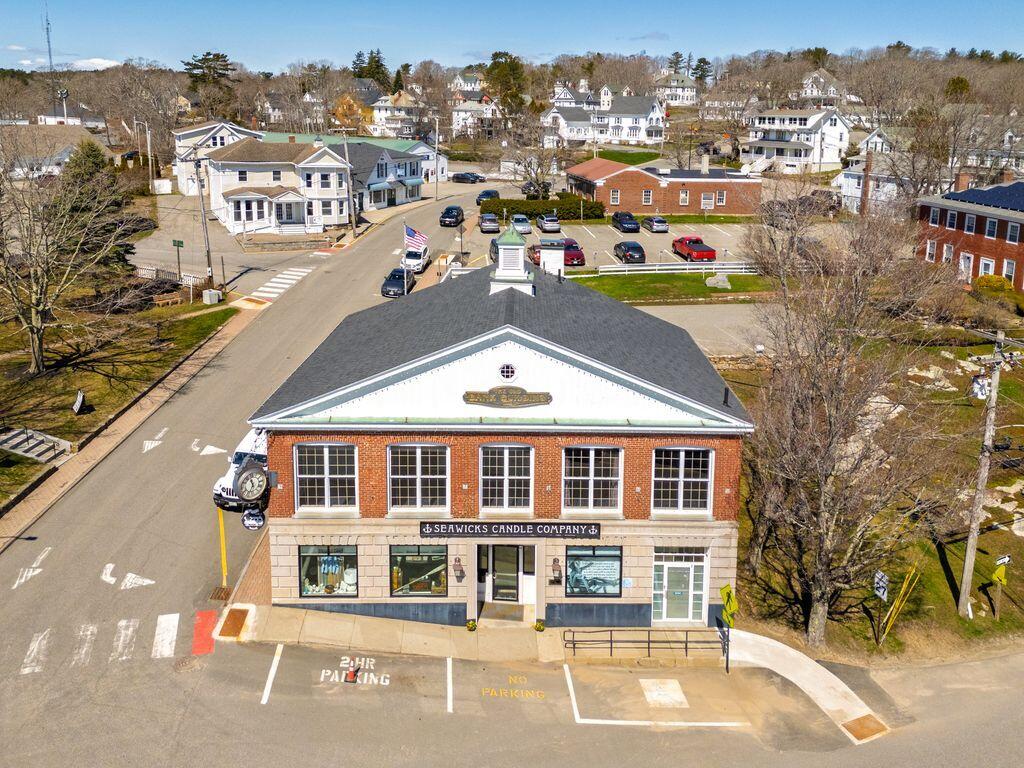 4 Townsend Avenue Boothbay Harbor ME 04538