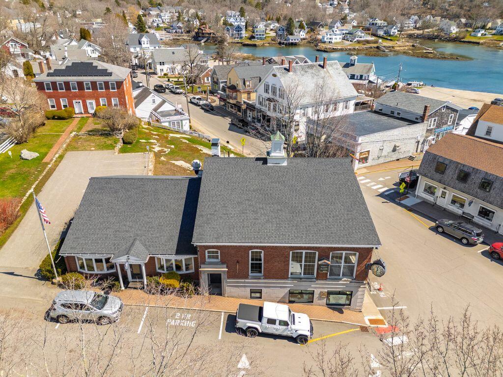 4 Townsend Avenue Boothbay Harbor ME 04538
