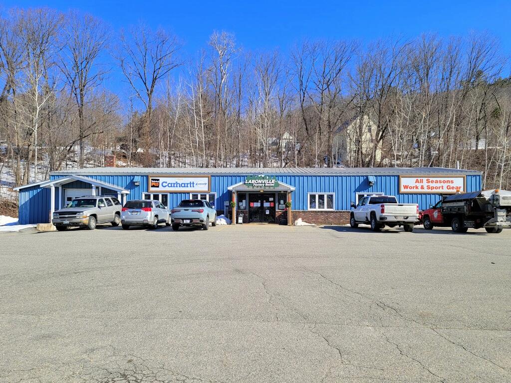 53 River Road Mexico ME 04257