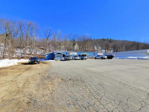 53 River Road Mexico ME 04257