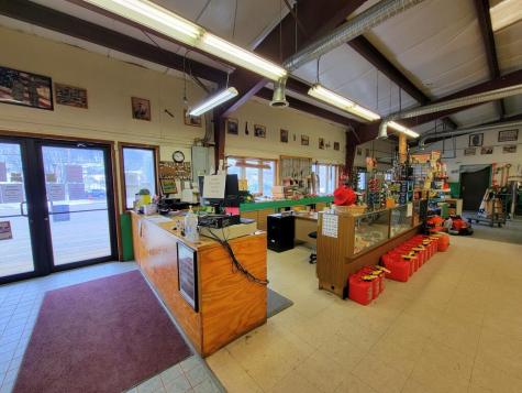 53 River Road Mexico ME 04257