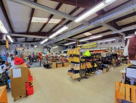 53 River Road Mexico ME 04257