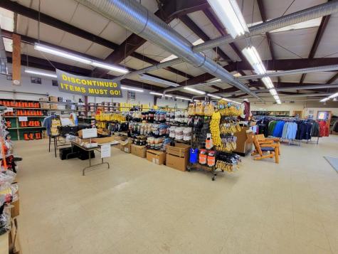 53 River Road Mexico ME 04257