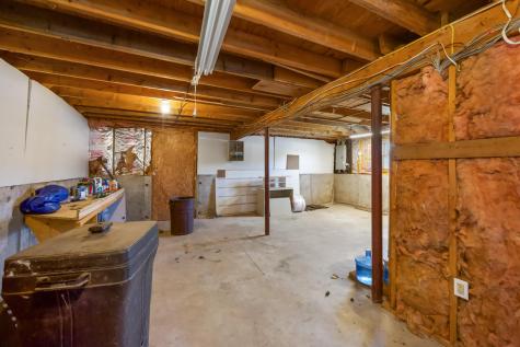 10 Snell Hill Road Turner ME 04282