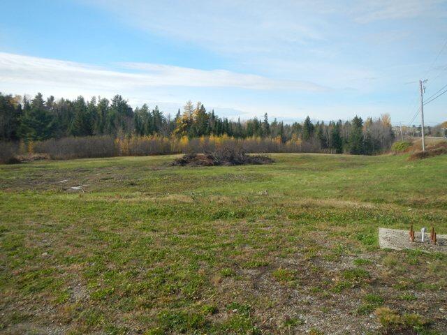 40 River Road Lincoln ME 04457