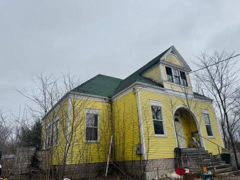 90 N Main Street Monmouth ME 04265