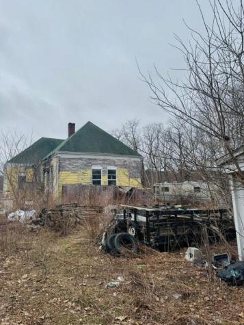 90 N Main Street Monmouth ME 04265