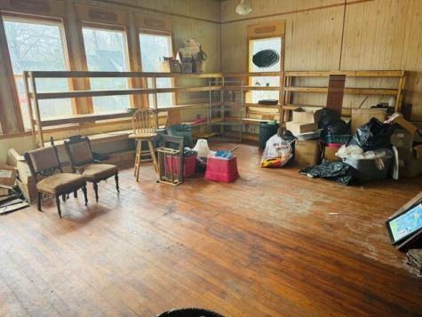 90 N Main Street Monmouth ME 04265