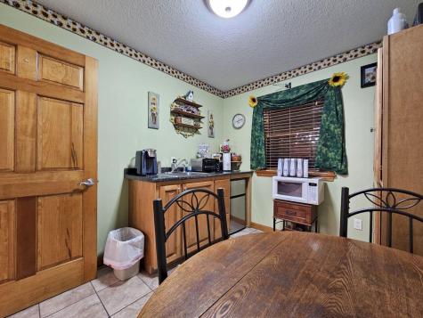 22 Cleveland Street Skowhegan ME 04976