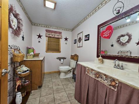 22 Cleveland Street Skowhegan ME 04976