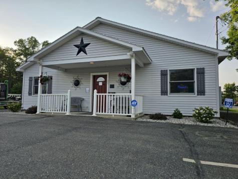 22 Cleveland Street Skowhegan ME 04976
