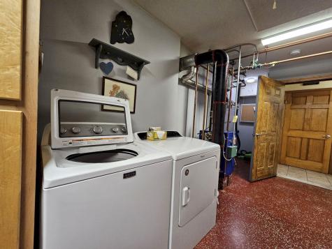 22 Cleveland Street Skowhegan ME 04976