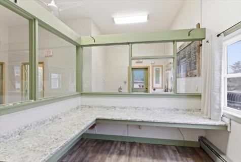 17 Gary Street Paris ME 04281