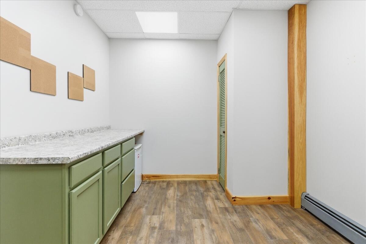 17 Gary Street Paris ME 04281