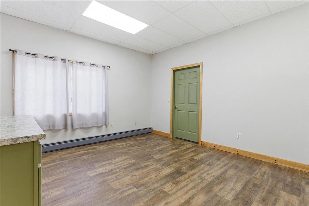 17 Gary Street Paris ME 04281