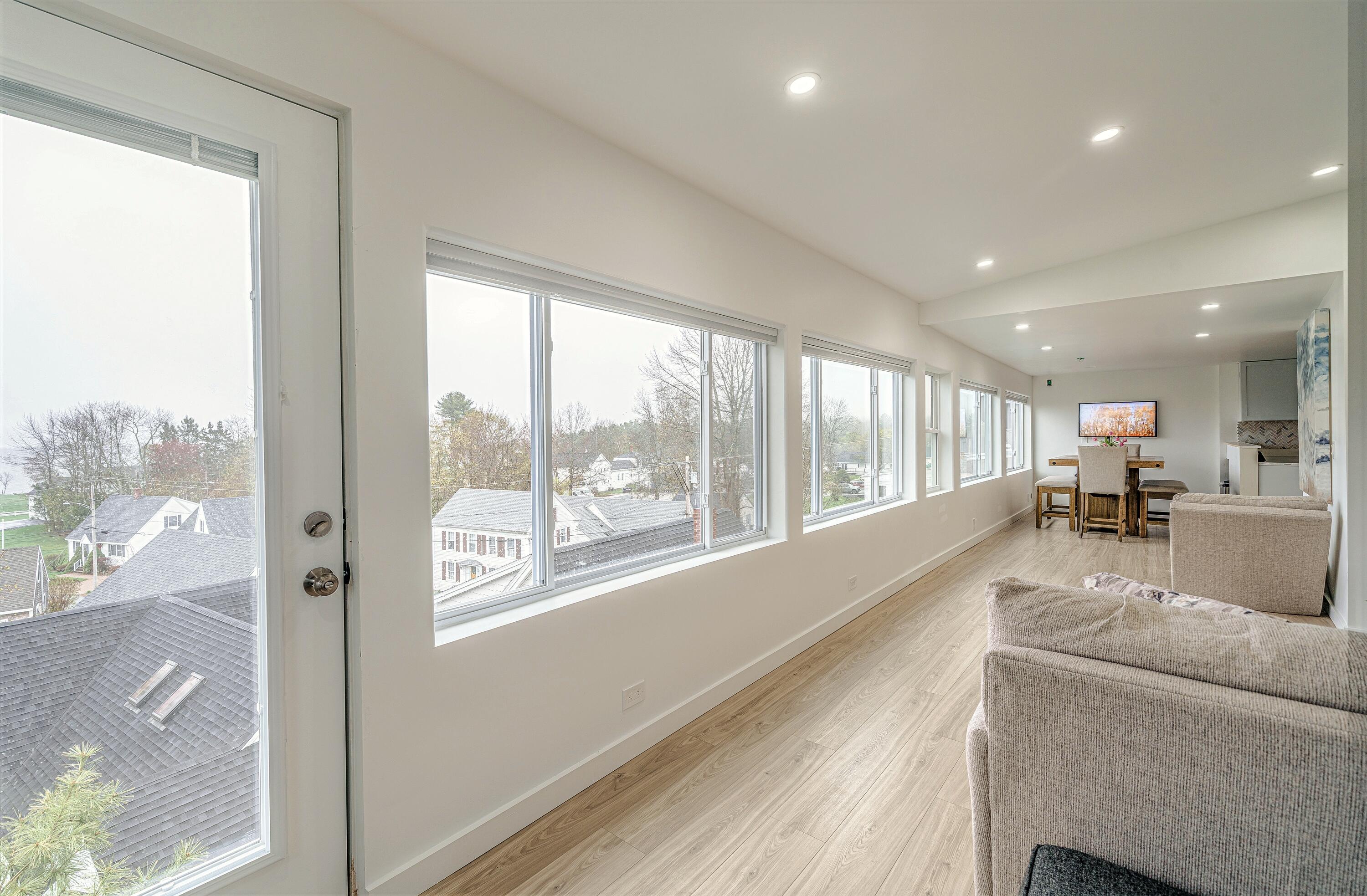 37 & 39 E Main Street Searsport ME 04974