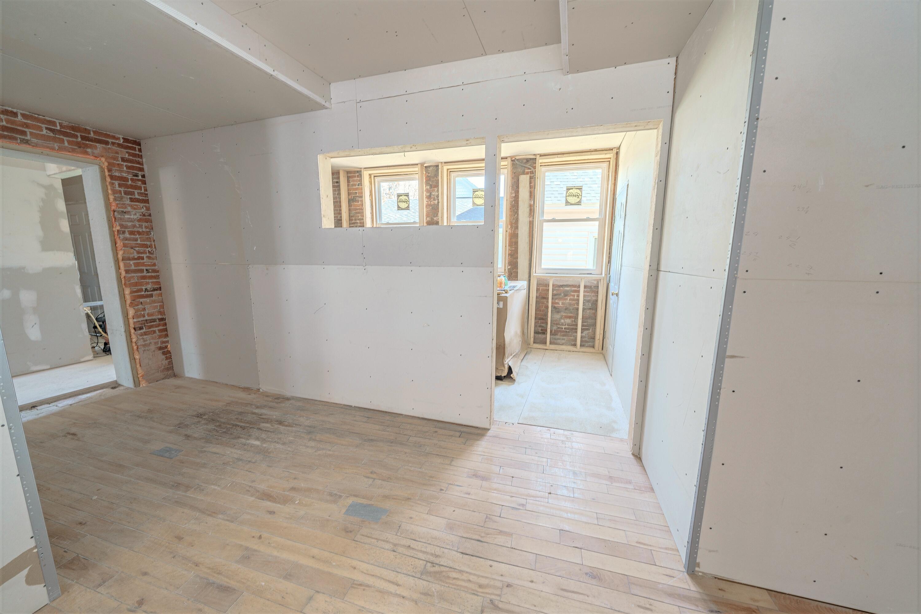 37 & 39 E Main Street Searsport ME 04974