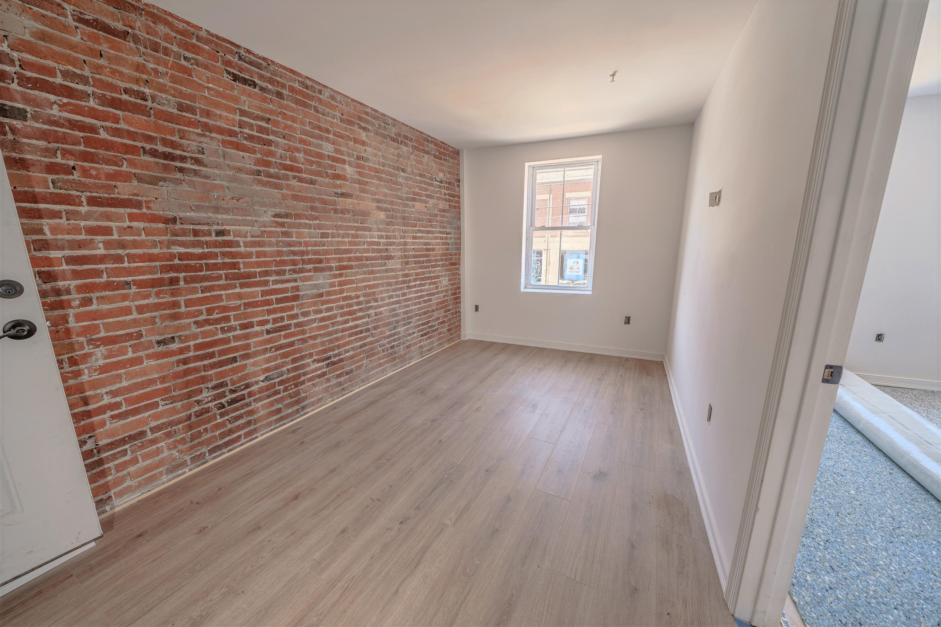 37 & 39 E Main Street Searsport ME 04974