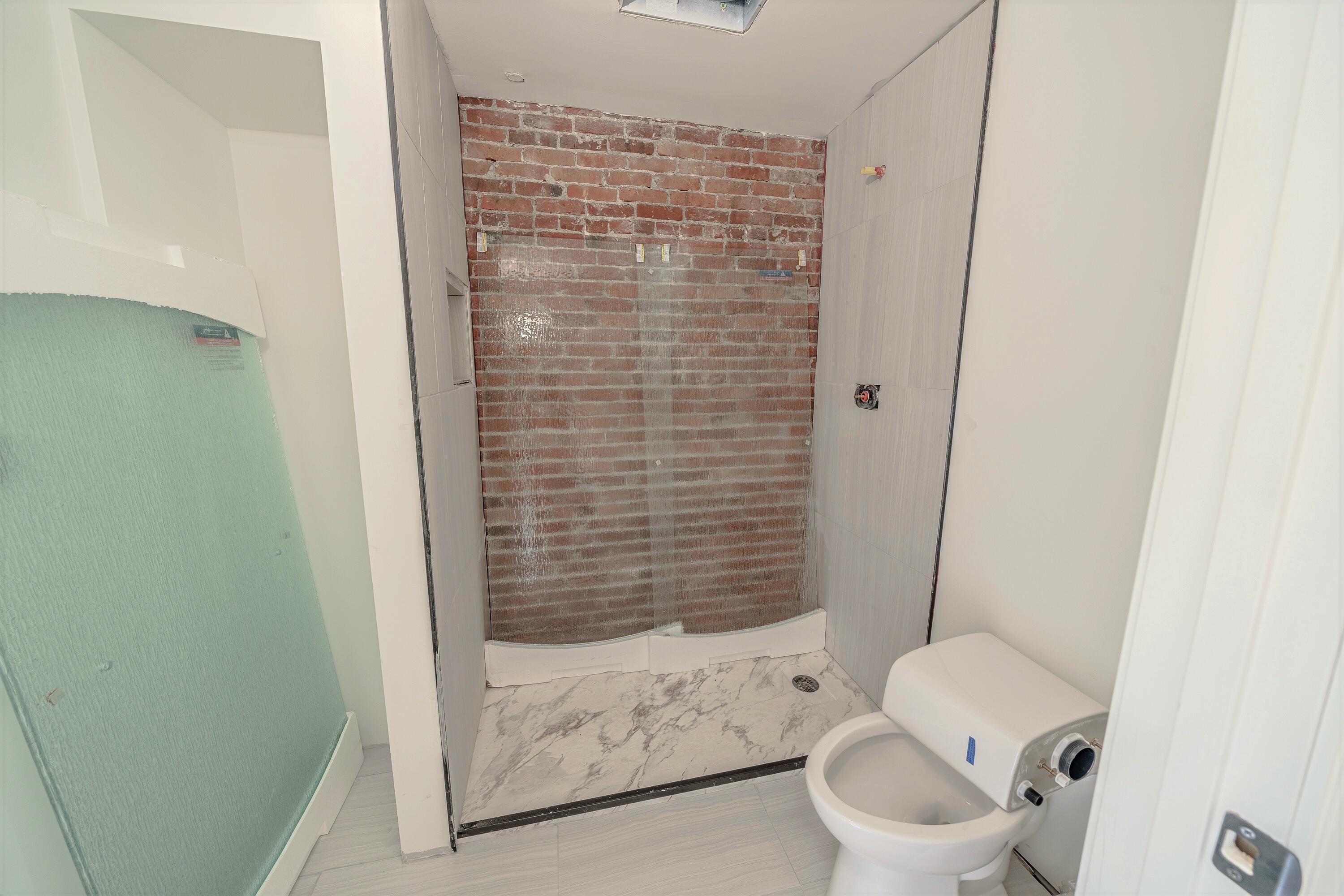 37 & 39 E Main Street Searsport ME 04974