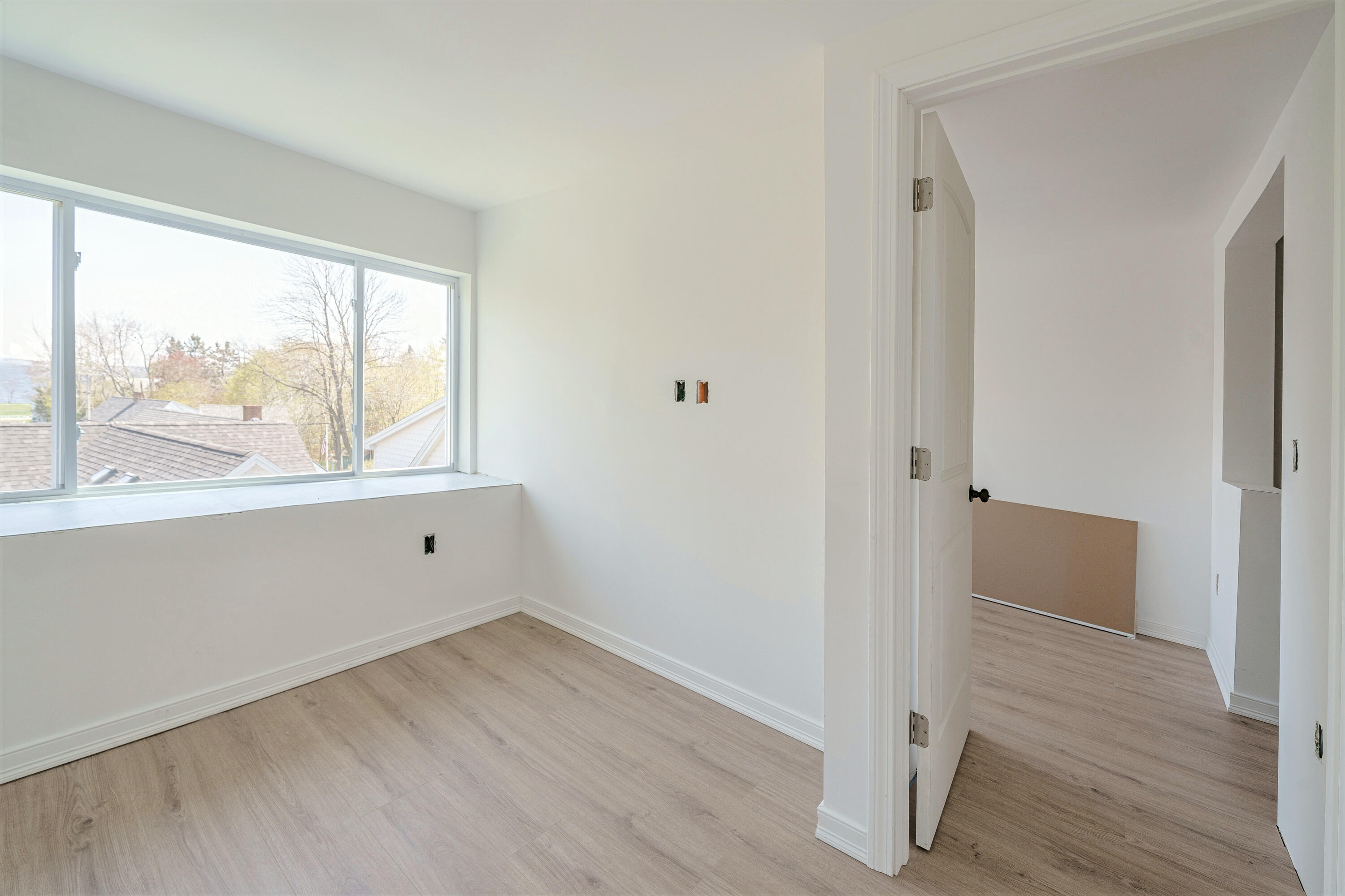 37 & 39 E Main Street Searsport ME 04974