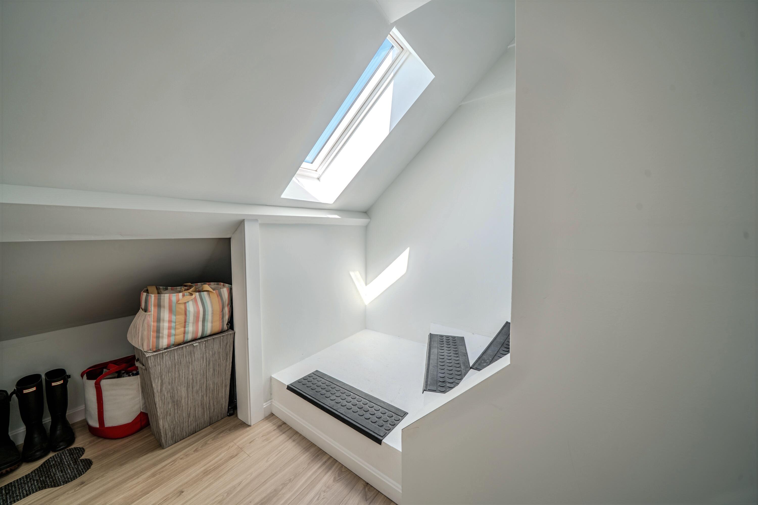 37 & 39 E Main Street Searsport ME 04974