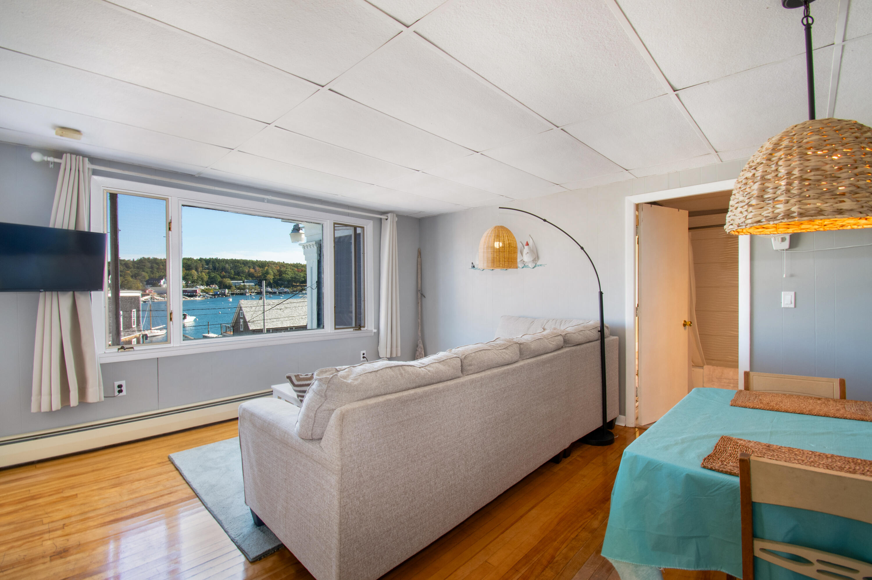 53 Commercial Street Boothbay Harbor ME 04538