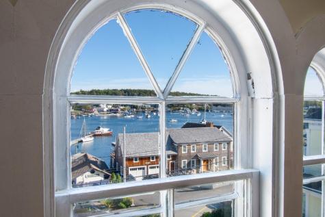 53 Commercial Street Boothbay Harbor ME 04538