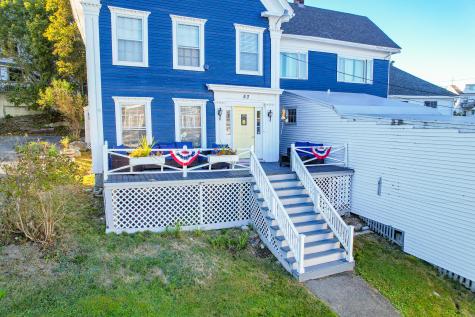 53 Commercial Street Boothbay Harbor ME 04538