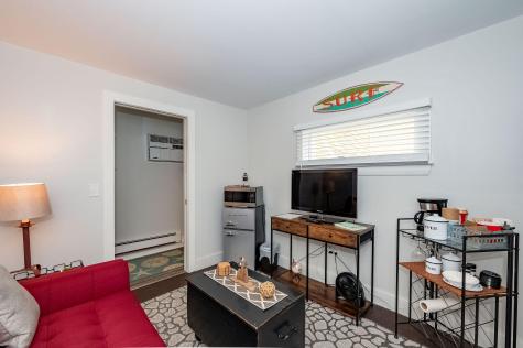 281 York Street York ME 03909