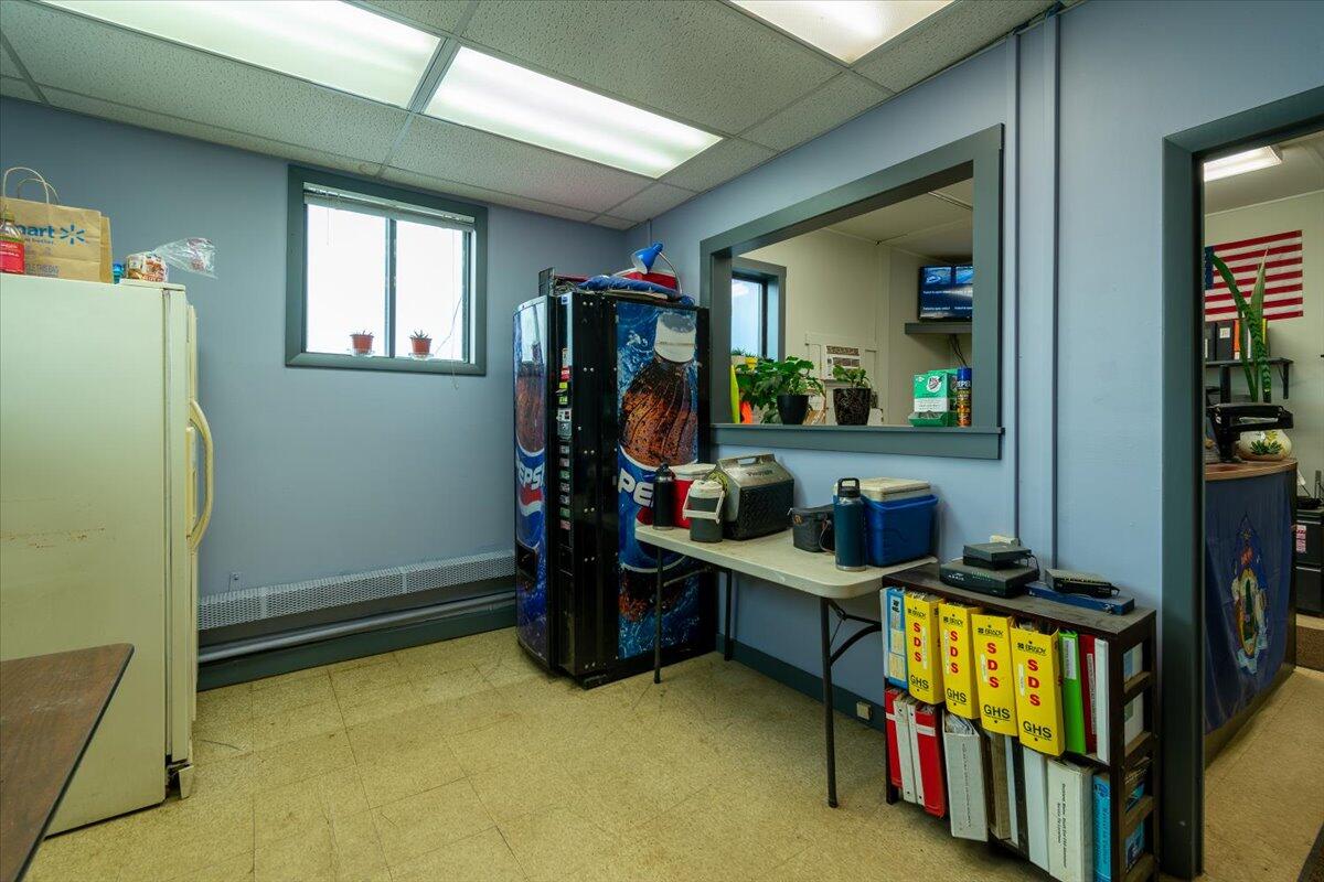 9 Burrows Street Rockland ME 04841