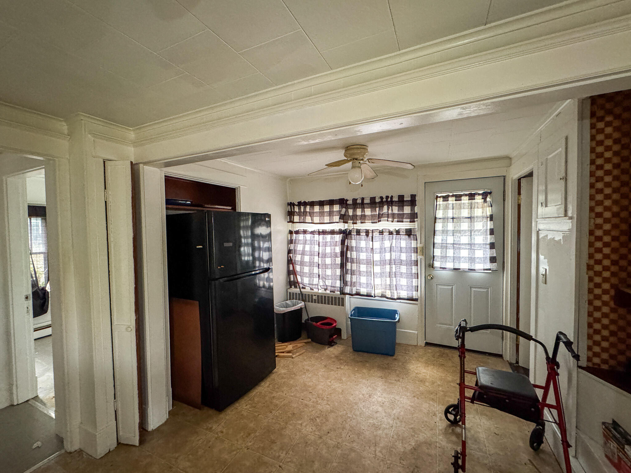 993 Main Road Holden ME 04429