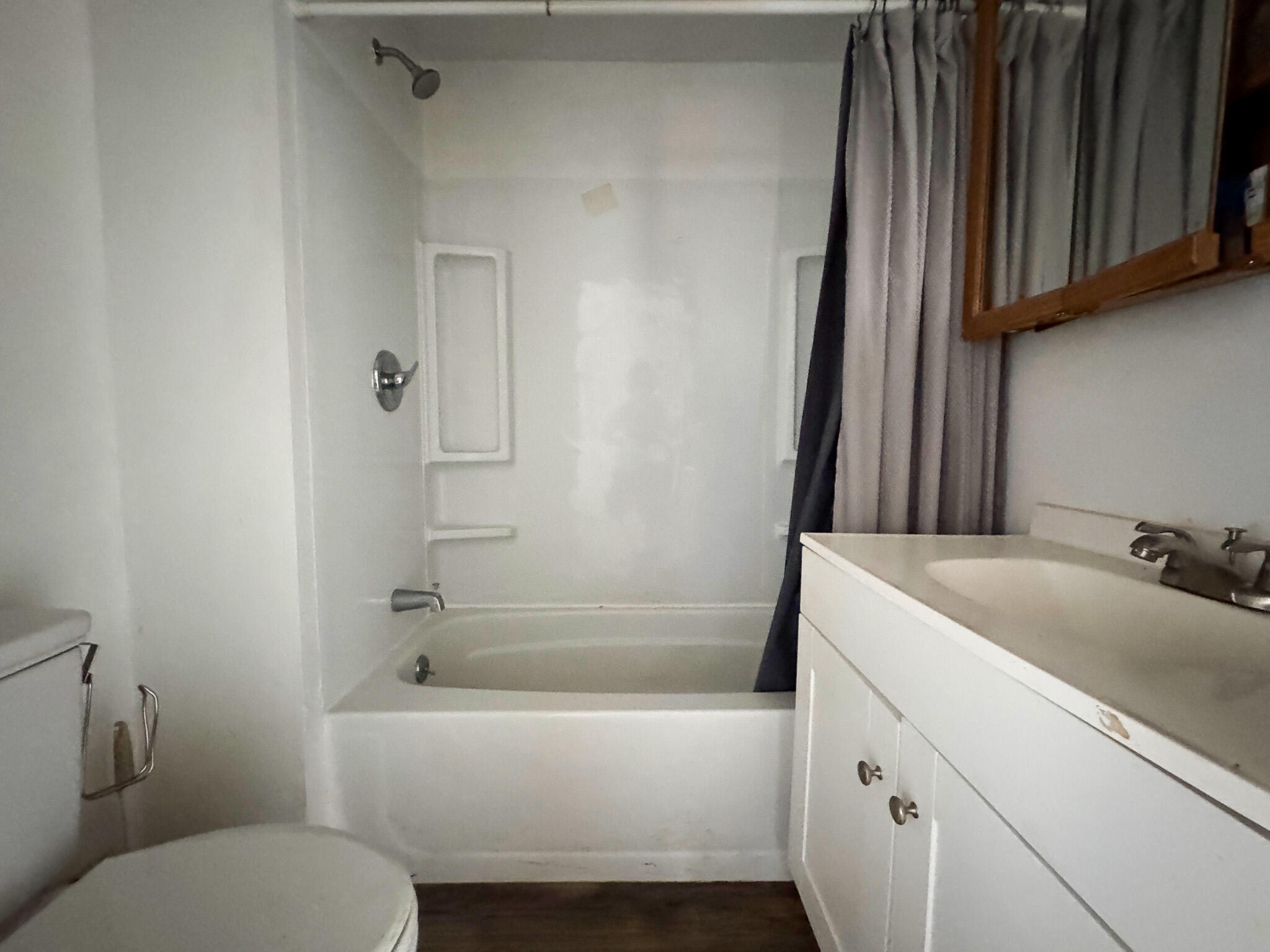 993 Main Road Holden ME 04429