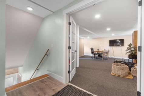 618 West Street Rockport ME 04856